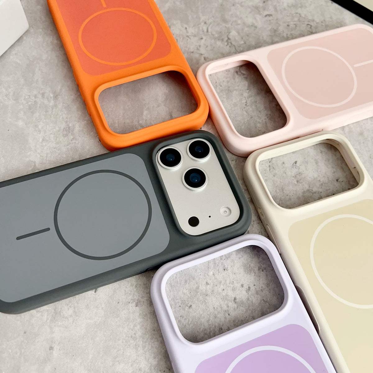 Funda Magnética Silicona iPhone - Negro